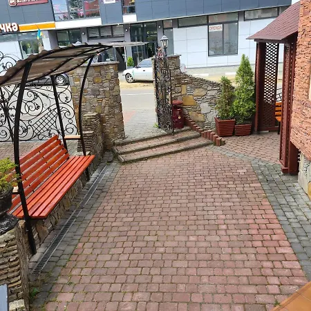 Hotel едем Skhidnytsia