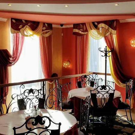 Hotel едем