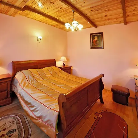 Hotel едем